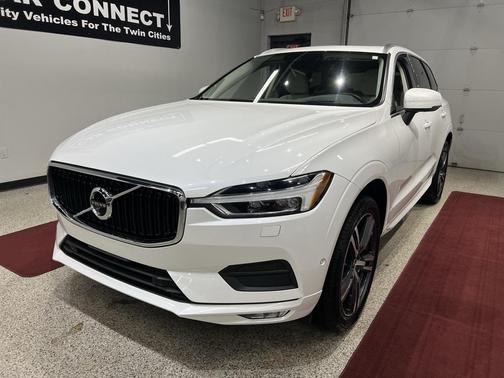 2018 Volvo XC60 T5 Momentum