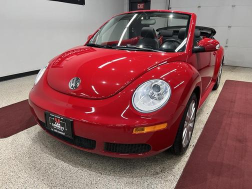 2009 Volkswagen New Beetle S