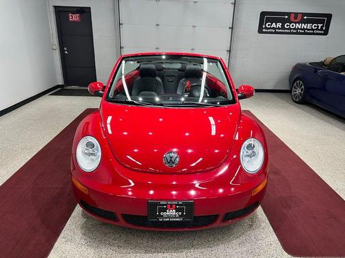 2009 Volkswagen New Beetle S