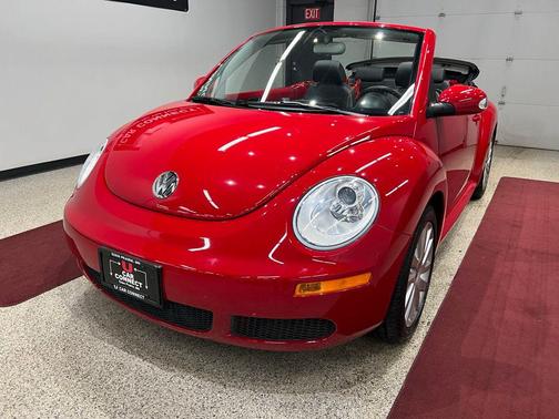 2009 Volkswagen New Beetle S