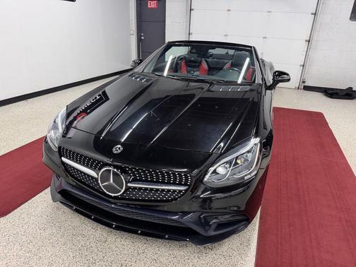 Black 2018 Mercedes-Benz SLC 300 Base