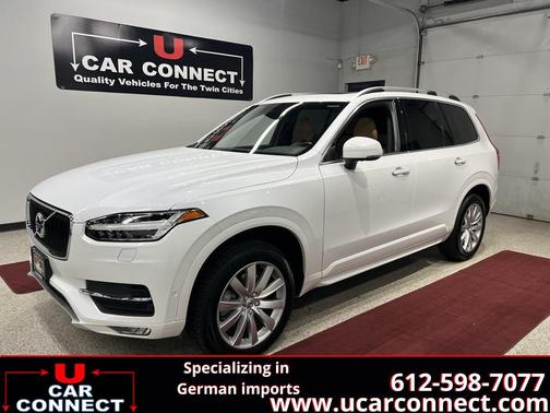 2017 Volvo XC90 T6 Momentum