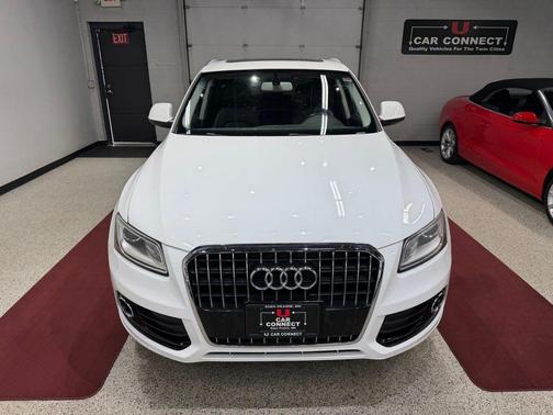Ibis White 2014 Audi Q5 2.0T Premium