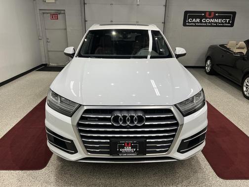2019 Audi Q7 45 Premium Plus