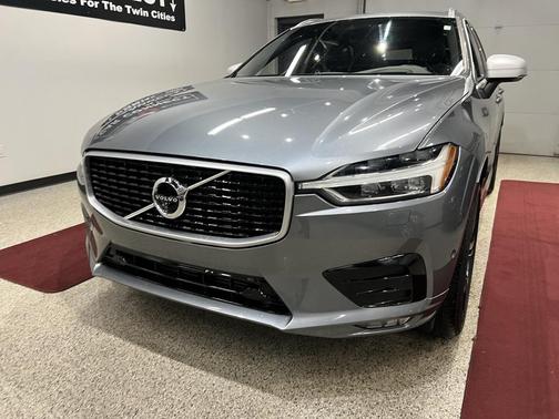 2018 Volvo XC60 T5 R-Design