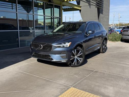 2023 Volvo XC60 B5 Plus Bright Theme
