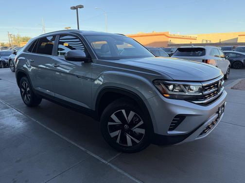 2023 Volkswagen Atlas Cross Sport 2.0T SE