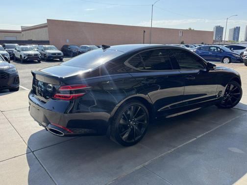 2023 Genesis G70 3.3T RWD