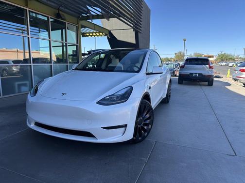 2023 Tesla Model Y Performance Dual Motor All-Wheel Drive