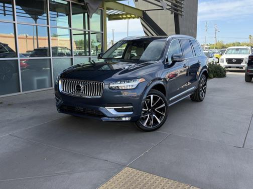 Denim Blue Metallic 2023 Volvo XC90 B6 Plus 6-Seater