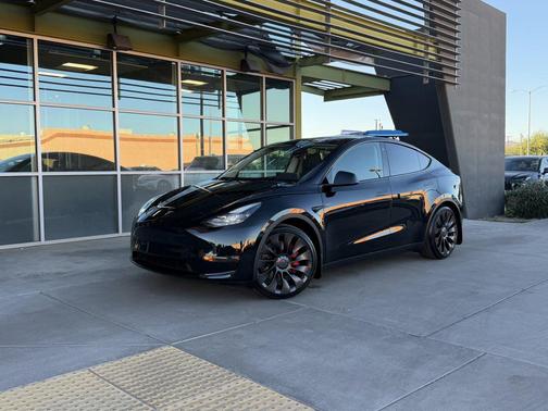 2023 Tesla Model Y Performance Dual Motor All-Wheel Drive