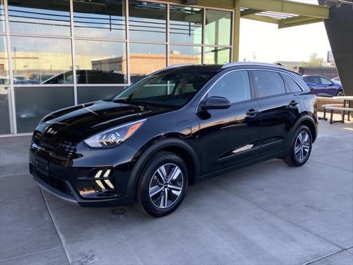 2022 Kia Niro LXS