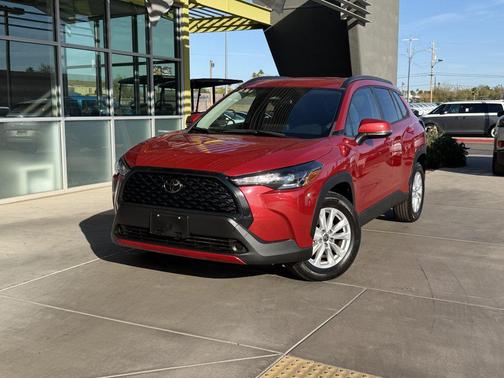 2023 Toyota Corolla Cross LE