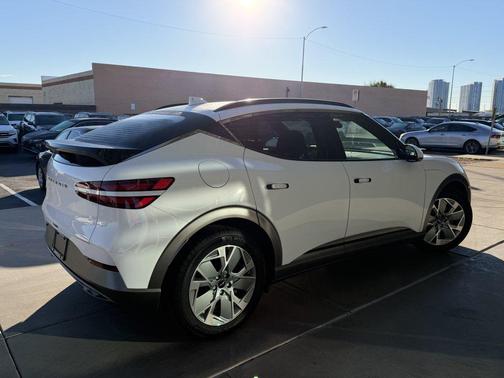 2025 Genesis GV60 Standard RWD