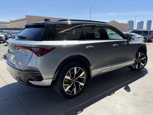 Mercury Silver Metallic 2024 Acura ZDX Type S Perf. Wheel & Tire