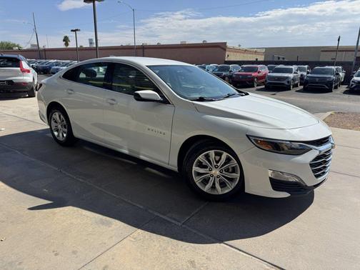 2022 Chevrolet Malibu FWD LT