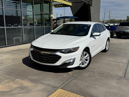 2022 Chevrolet Malibu FWD LT