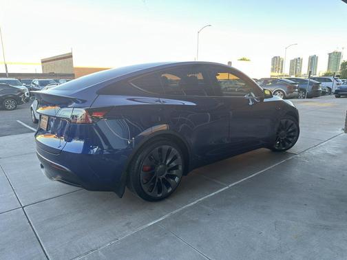 2023 Tesla Model Y Performance Dual Motor All-Wheel Drive