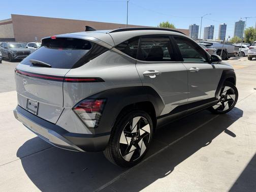Ecotronic Gray Pearl 2024 Hyundai KONA Limited