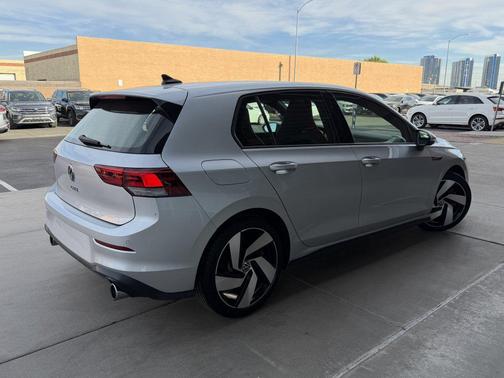 2024 Volkswagen Golf GTI 2.0T S DSG