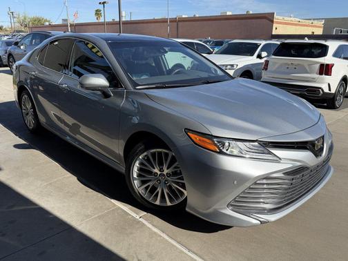 2020 Toyota Camry XLE