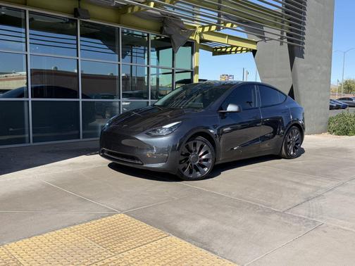 2024 Tesla Model Y Performance Dual Motor All-Wheel Drive