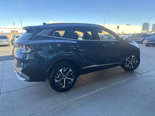 2025 Kia Sportage Hybrid EX