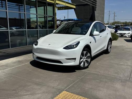 2024 Tesla Model Y Long Range Dual Motor All-Wheel Drive