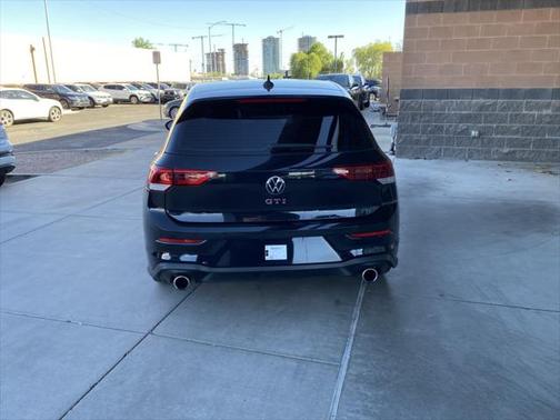 2022 Volkswagen Golf GTI 2.0T SE DSG