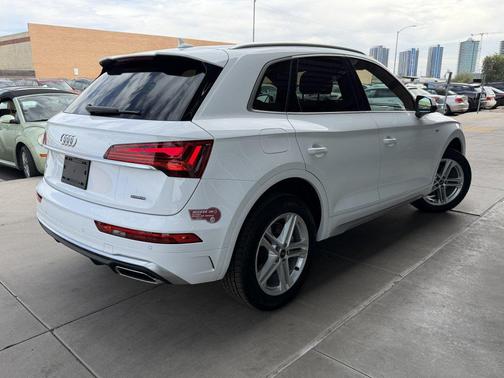 2024 Audi Q5 55 S line Premium