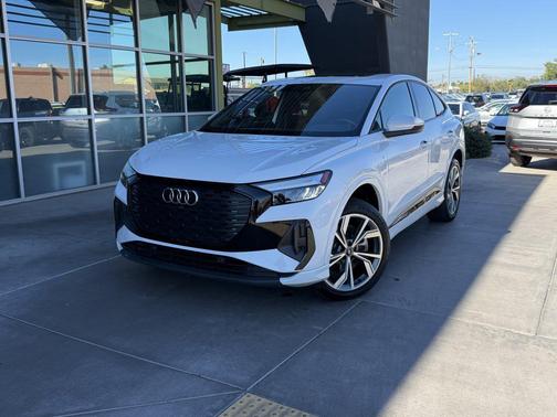 2024 Audi Q4 e-tron Premium 50 quattro