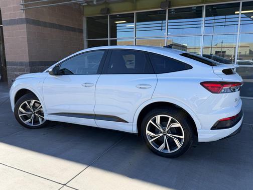 2024 Audi Q4 e-tron Premium 50 quattro