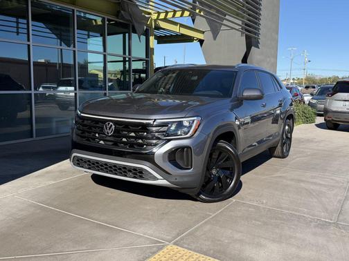 2024 Volkswagen Atlas Cross Sport 2.0T SE w/Technology
