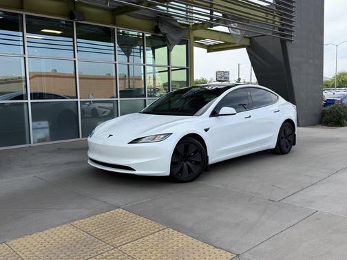 Pearl White Multi-Coat 2024 Tesla Model 3 Long Range