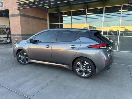 2022 Nissan Leaf SV PLUS 62 kWh