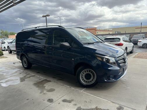2022 Mercedes-Benz Metris Base