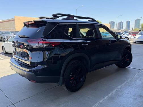 Super Black 2025 Nissan Rogue Rock Creek
