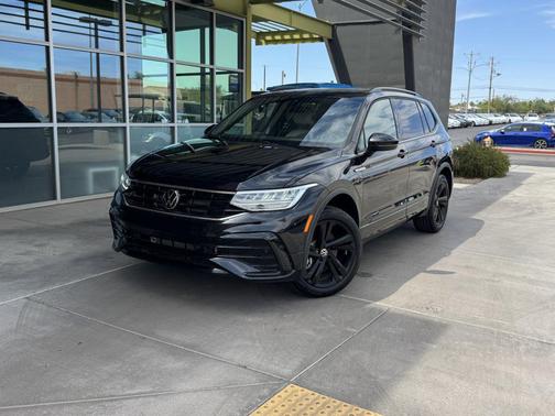 2024 Volkswagen Tiguan 2.0T SE R-Line Black 4MOTION
