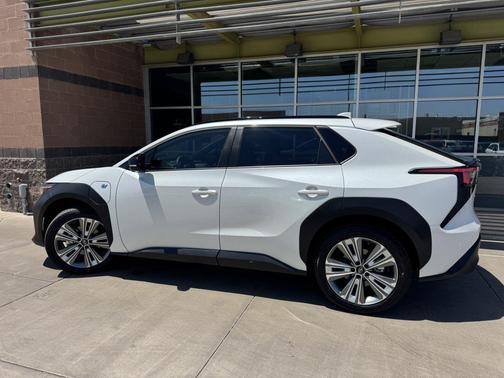 2024 Subaru Solterra Limited