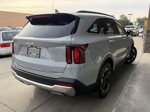 2024 Kia Sorento S