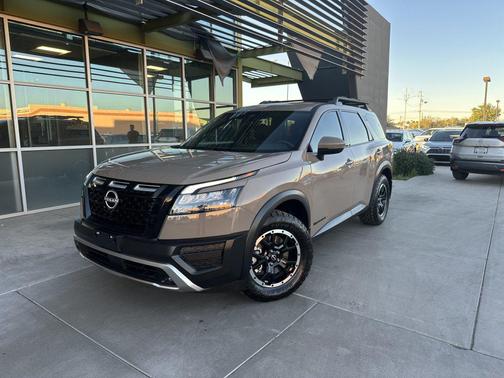 2025 Nissan Pathfinder Rock Creek 4WD