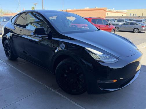 2023 Tesla Model Y Long Range Dual Motor All-Wheel Drive