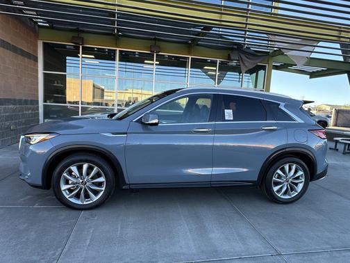 2022 INFINITI QX50 ESSENTIAL