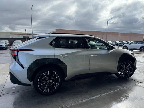 2023 Toyota bZ4X Limited