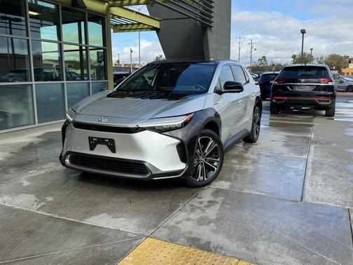 2023 Toyota bZ4X Limited