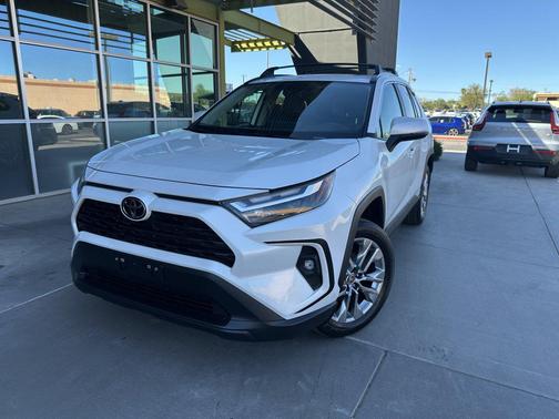 2024 Toyota RAV4 XLE Premium