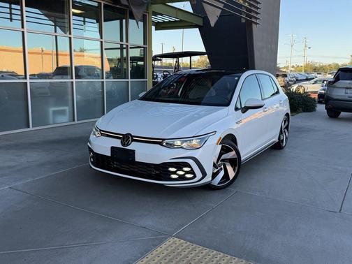 2022 Volkswagen Golf GTI 2.0T SE DSG