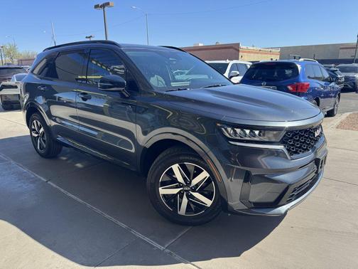 2022 Kia Sorento S