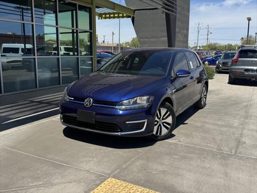 2019 Volkswagen e-Golf SE