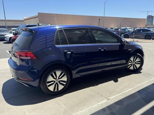 2019 Volkswagen e-Golf SE
